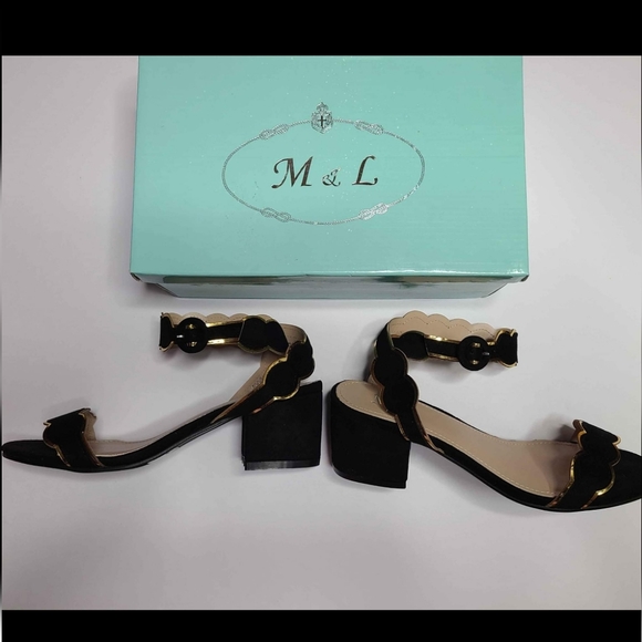 M&L black and gold heels- New in box- Size 7.5 womens - Picture 3 of 7